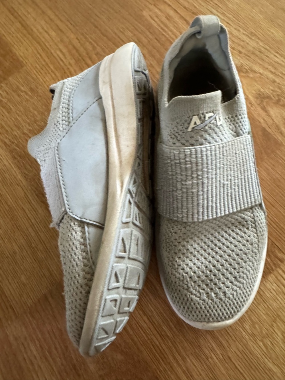 APL Slip-On Knit Sneakers in Light Blue Kids Sz 1